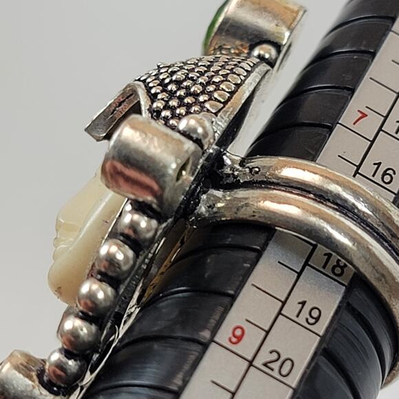 Vintage Carved Face Ring with Peridot Accents, Silver Jewelry - Picture 9 of 10